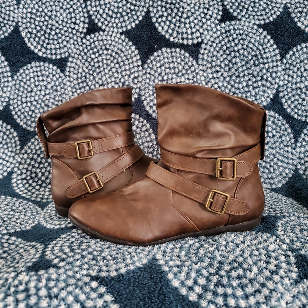 Joe Boxer dark brown booties. Size 9